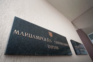 Marijampolės, Birštono tarybų nariams „čekiukų“ bylose pareikšti įtarimai
