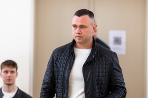 Po mirtinų pareigūno šūvių į moterį – Aukščiausiojo Teismo verdiktas: vyras galutinai išteisintas