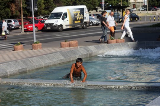 Vasarai neprasidėjus Europoje fiksuojami karščiai: kai kur prognozuoja ir 40 laipsnių temperatūrą