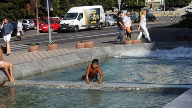 Vasarai neprasidėjus Europoje fiksuojami karščiai: kai kur prognozuoja ir 40 laipsnių temperatūrą