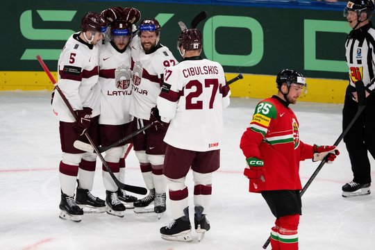 Latvijos ledo ritulininkai įspūdingai žengė į pasaulio čempionato ketvirtfinalį