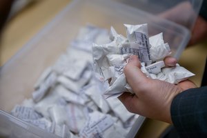 Maisto išvežiotojo krepšyje – labai didelis kiekis kvaišalų
