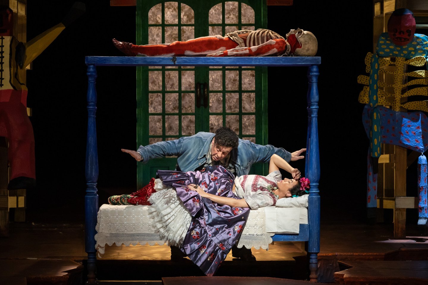 Scena iš spektaklio.<br>„Metropolitan Opera“ nuotr.