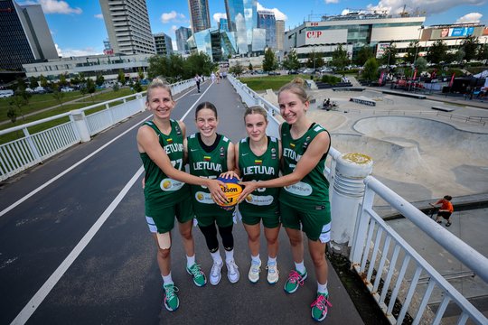 Vilniaus sporto širdyje – 3x3 krepšinio tarptautinės kovos su pasaulio čempionais lietuviais