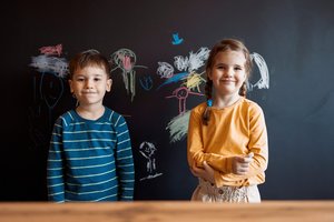 Kaip kalba formuoja vaikų savijautą: ką reiškia lyčiai jautri komunikacija?