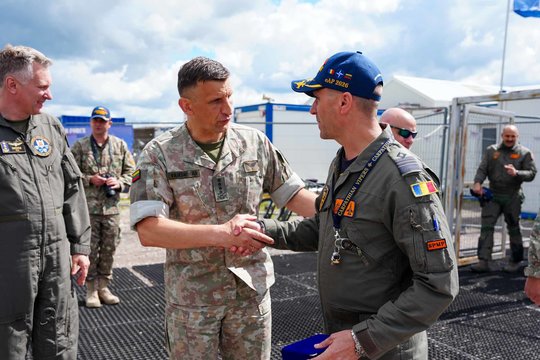 Lietuvoje lankosi NATO pajėgų Europoje vado pavaduotojas oro pajėgų maršalas