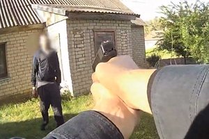 Elektrėnų savivaldybėje sulaikomas girtas vyras į policininkus nukreipė ginklą