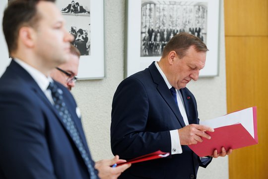 Baigtas tyrimas dėl duomenų nutekinimo iš Registrų centro: VRM imasi veiksmų