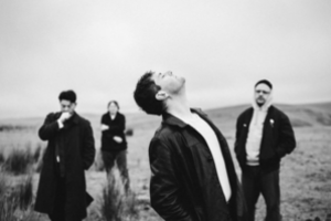 Britų post-punk grupė „LIFE“ rudenį grįžta į sostinę