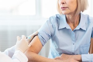 Naujas tyrimas: mūsų biologinis laikrodis veikia pagal metų laikų ritmą – ir tai gali būti svarbu skiepams