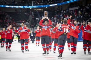 Kanadiečius įveikę norvegai iškovojo pirmąjį apdovanojimą pasaulio ledo ritulio čempionate
