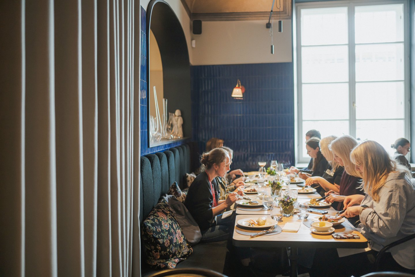 Lietuvos gastronomijos pasaulis sulaikęs kvėpavimą skaičiuoja paskutines dienas, kai jau trečią kartą paaiškės, kuriems šalies restoranams atiteko prestižinio kulinarijos gido „Michelin“ įvertinimai.<br> Pranešimo žiniasklaidai nuotr.