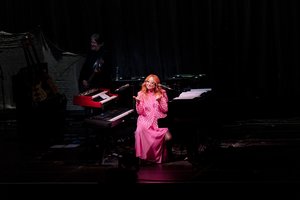 Tori Amos koncertas Vilniuje: naujojo albumo pristatymas ir ištikimiausių gerbėjų dėmesys