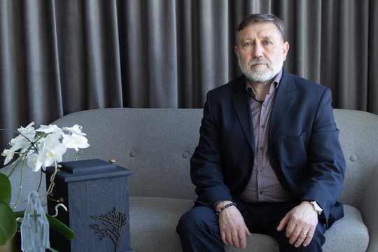 Laidojimo namų atstovas atskleidė, ko po laidotuvių labiausiai gailisi artimieji