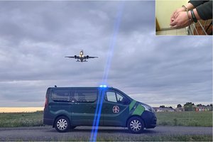 Migrantų kelionė į Diuseldorfą nutrūko Vilniaus oro uoste