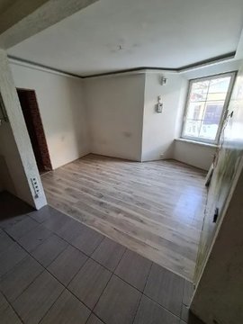 Pamatę, kiek kainuoja šie būstai Vilniaus centre, daugelis tik kraipo galvas: kai kurie net pripažinti avariniais