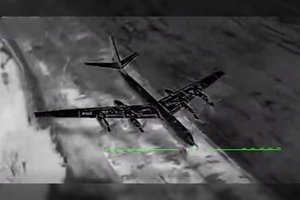 Ukrainiečių dronai smogė į du specialios paskirties Rusijos lėktuvus