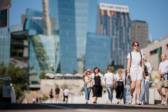 Rinkoje daugėja įtampos ženklų: Lietuvai – nauja rizika, paliesianti ne vieną