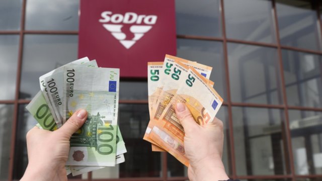 „Banko atstovai to nesitikėjo“: atsakė, kur nugulė didelė dalis iš II pensijų pakopos atsiimtų pinigų