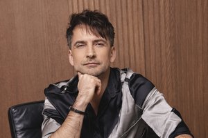 Alanas Chošnau Palangoje surengs ypatingą vasaros vakarą