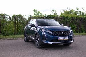 Naudoto „Peugeot 3008 Plug-in“ hibrido (2022 m.) testas: kodėl tai – ne visada geras pasirinkimas