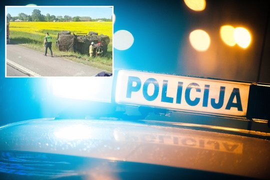 Klaipėdos pašonėje į avariją pateko karinis automobilis