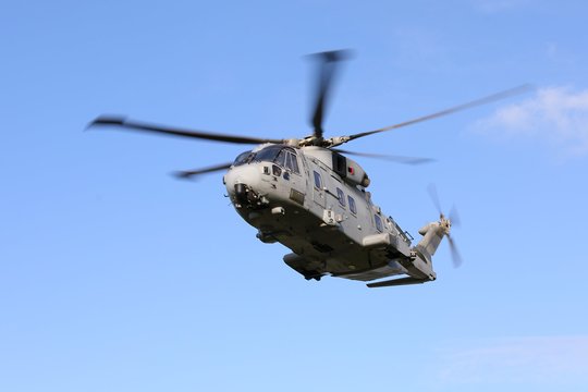 Incidentas JK: laukuose sudužo karinio laivyno sraigtasparnis