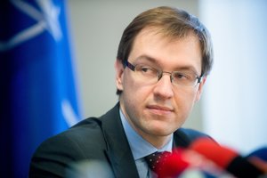 Po VK pastabų KAM siūlo keisti Gynybos fondo veikimą, perimti daugiau funkcijų skirstant lėšas