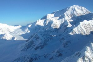 Aliaskoje baigta latvių alpinistų kūnų paieškos ir nukėlimo operacija