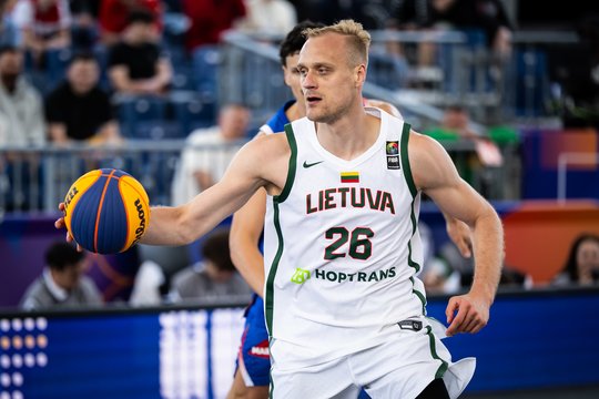 Lietuvos trijulių rinktinė pasaulio čempionate yra nenugalima: keliauja tiesiai į ketvirtfinalį