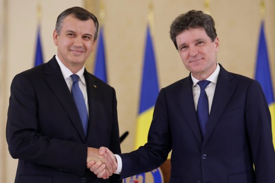 Rumunijos prezidentas iškėlė europarlamentaro Eugeno Tomaco kandidatūrą į premjero postą