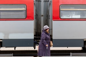 Kainų šokas: keleiviams sunku patikėti, kiek dabar atsieina kelionės traukiniais