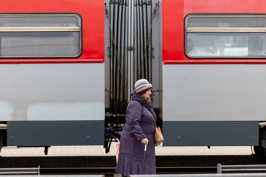 Kainų šokas: keleiviams sunku patikėti, kiek dabar atsieina kelionės traukiniais