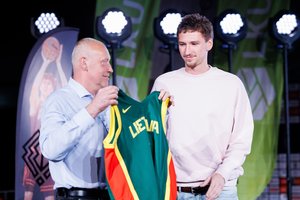 Fantastiška žinia: M. Buzelis apsivilks Lietuvos rinktinės marškinėlius dar šią vasarą!