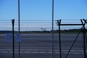 Per savaitę įkliuvo 6 dronų operatoriai, savo skraidykles pakėlę greta oro uostų