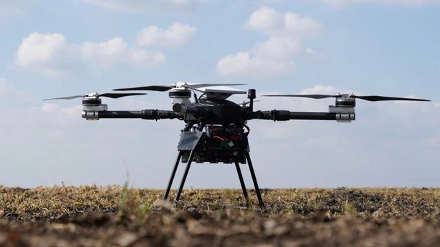 „Valanda su Valatka“ – ar dronai yra nebe ubagų ginklas?