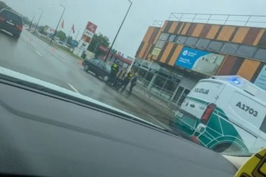 Alytuje senolio automobilis partrenkė moterį – pėsčioji ligoninėje mirė