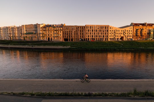  Sinoptikų prognozė savaitgaliui: merks liūtys, tačiau laikysis šilti orai
