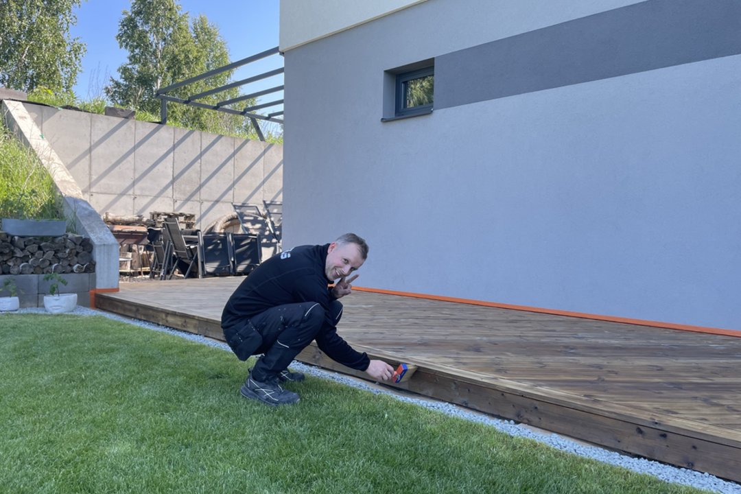 Pirmas Aido Barkausko blynas: kaip aktoriui sekėsi montuoti laiptus?