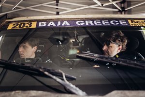 B. Vanago pasirodymas „Baja Greece“ ralyje baigtas: „Prasidėjo keisti garsai“