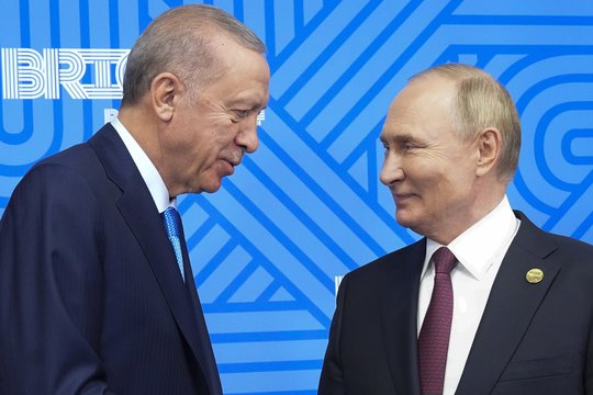 Rytuose – esminis lūžis: V. Putinas praranda dar vieną partnerį