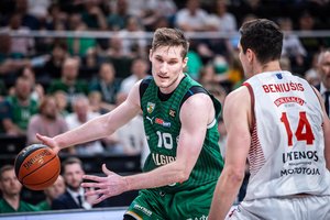 LKL finalas prasidėjo be intrigos: „Žalgiris“ nusivalė kojas į „Juventus“