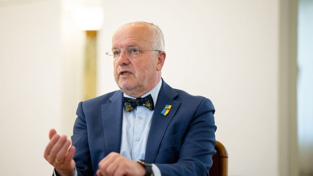 Seimo užkulisiuose – kalbos apie J. Oleko kėdę: Seimo pirmininkas atsakė, ar ką nors žino