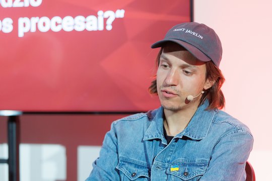 Į skandalą įsivėlusiam Olegui Šurajevui – rimti įtarimai