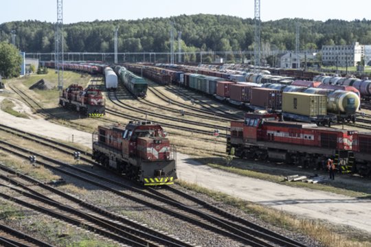 ES patvirtino griežtesnes plieno importo muitų taisykles