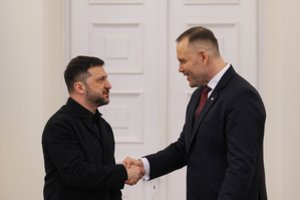 D. Tusko raginimas K. Nawrockiui ir V. Zelenskiui pasikalbėti: kol emocijos dar nesunaikino solidarumo
