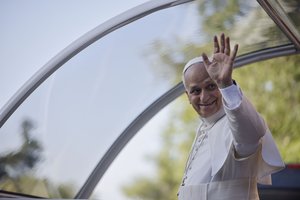 Popiežius ragina nuodugniai ištirti seksualinio išnaudojimo Katalikų Bažnyčioje atvejus