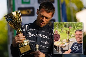Vaidotas Žala paviešino jaukų kadrą su tėčiu: jam įteikta dovana sujaudino tūkstančius