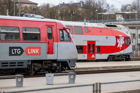 Už girto mašinisto avariją turės atlyginti padarytą žalą: štai kiek teks sumokėti