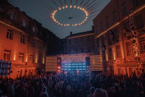 „Kultūros naktis“ sostinėje: daugiau nei 100 renginių ir grifono rutulių paieškos